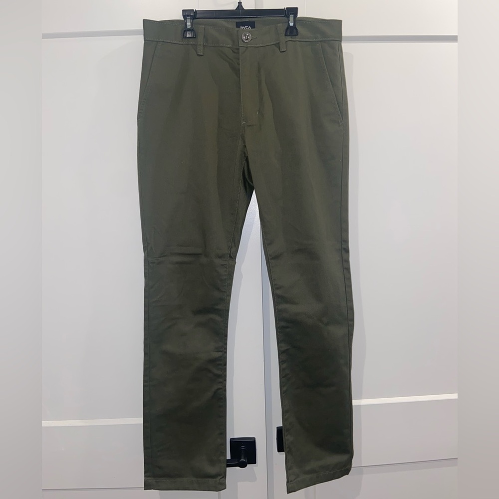 NWOT Men’s Chino Pants by RVCA Size 32
